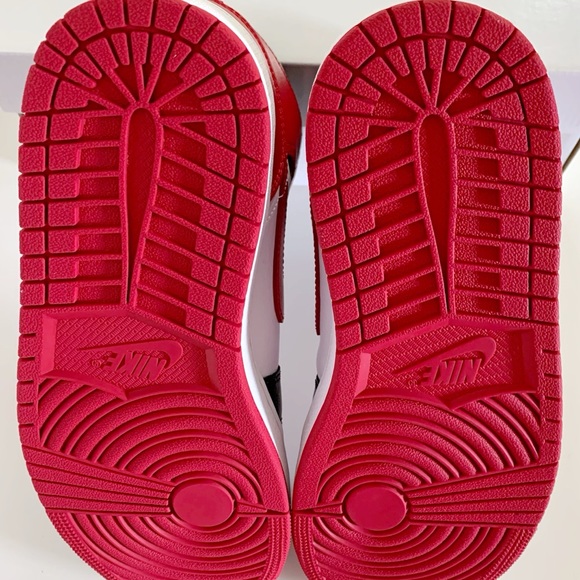 Nike Air Jordan 1 ❌SOLD🎁Mid Alternate Bred Toe Womens 8 - Picture 9 of 10